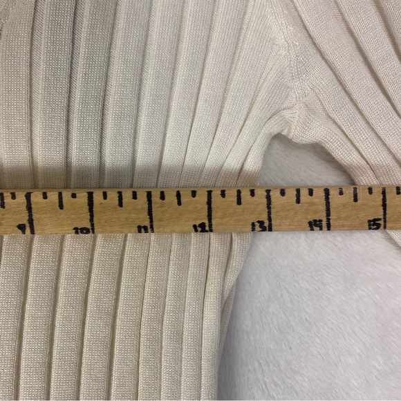 NWT Tahari White Ribbed Knit Top Coastal Nautical Size Small - Picture 6 of 7